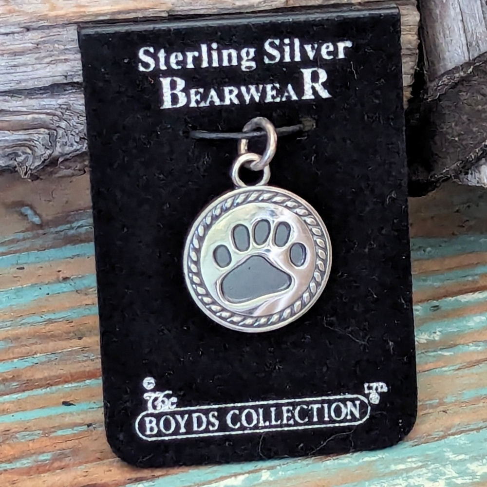 Boyds Bears Sterling Silver Bear Paw Coin Pendant 925